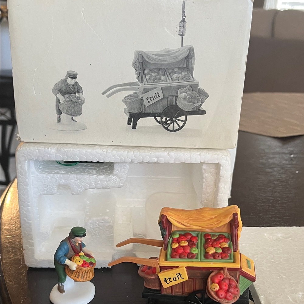 Department 56 Chelsea market Fruit Monger and cart